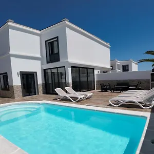 Fashion Vivalavida, Private Pool X Parking , Playa Blanca (Lanzarote) Spain
